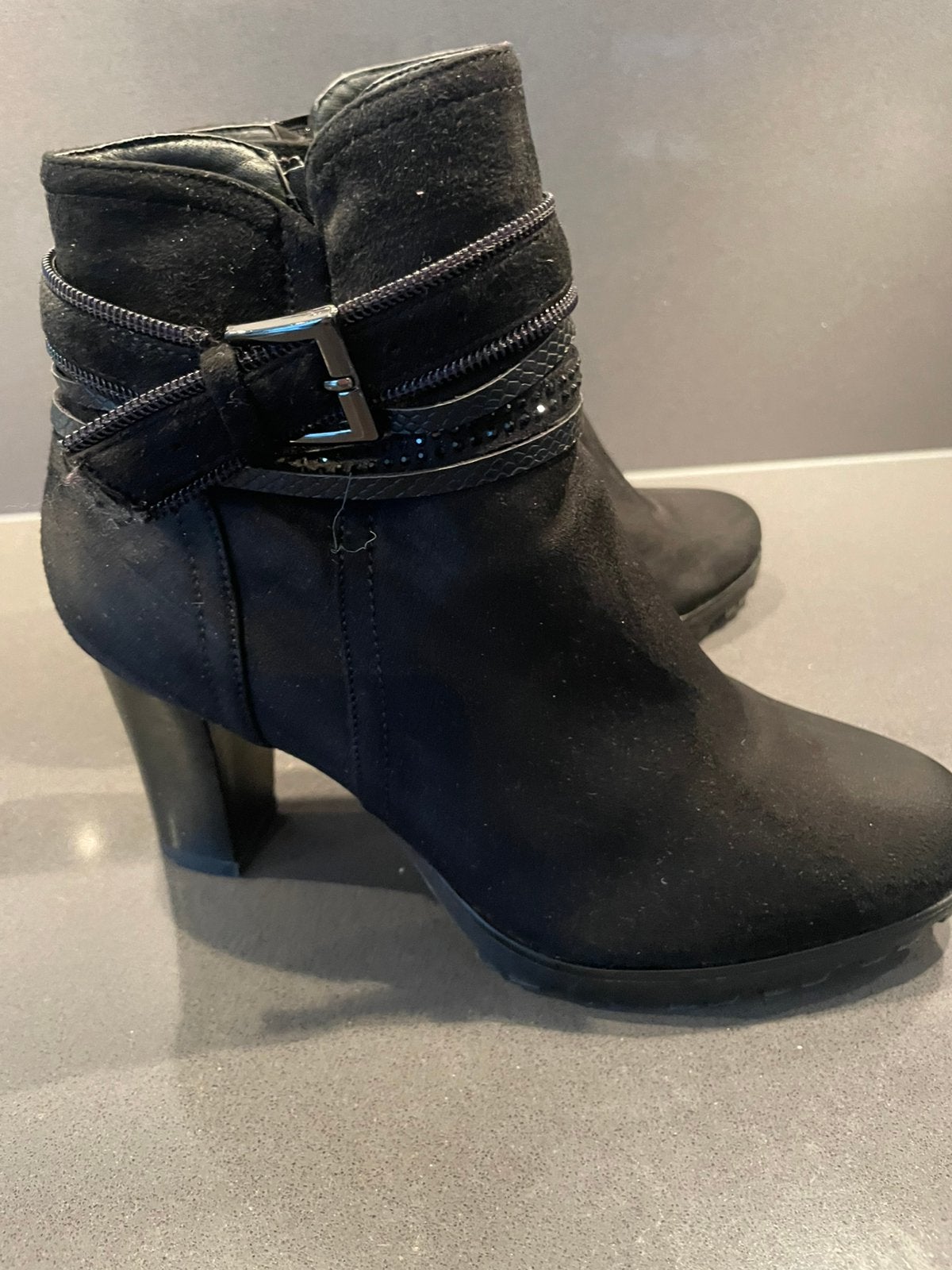 Enkellaars zwart maat 40, Kleding | Dames, Zwart, Lage of Enkellaarzen, Ophalen of Verzenden, Gedragen