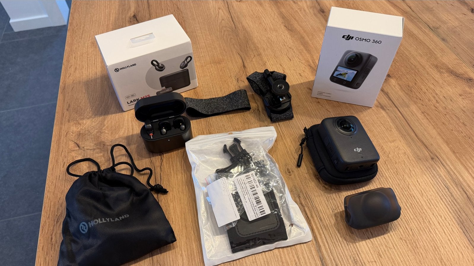 DJI Osmo 360 camera met Hollyland Lark M2s microfoon, Ophalen of Verzenden, Zo goed als nieuw, Overige merken