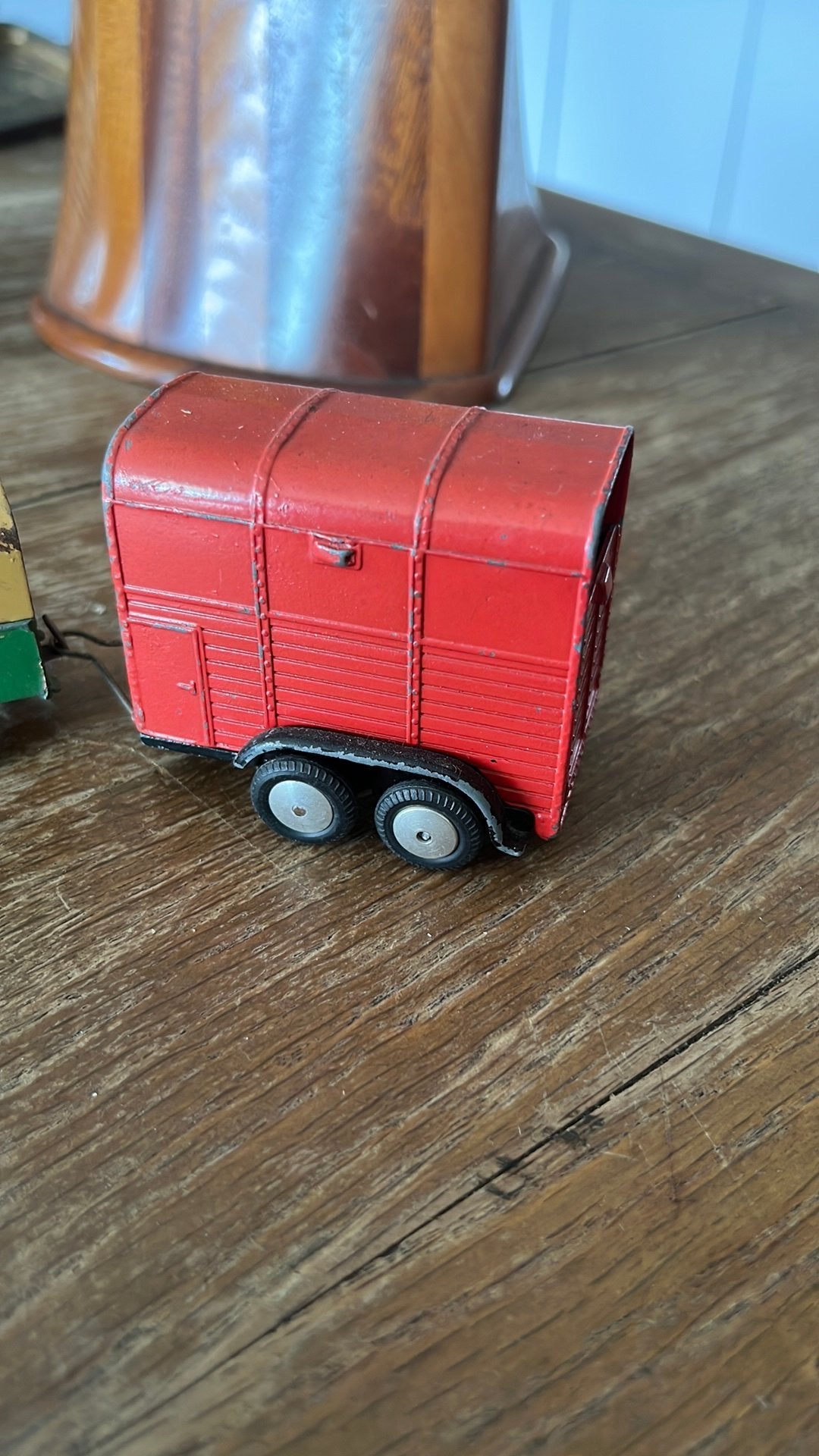Oude Corgi Toys Land Rover 109 met Rice Pony Trailer, Ophalen of Verzenden