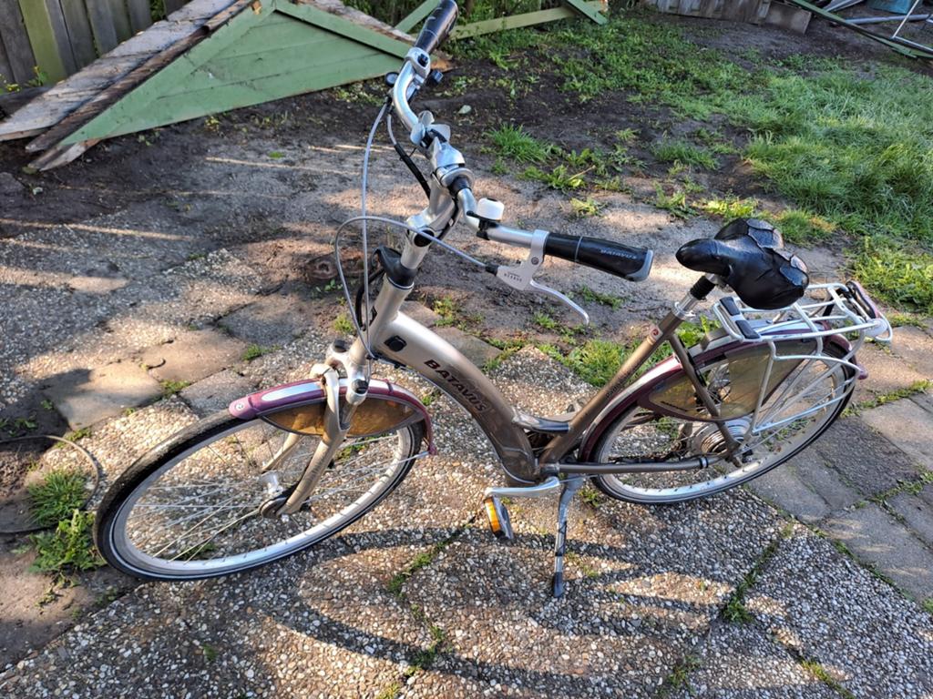 Te koop .geen lader .geen klokje zo mee doe een bod, Ophalen of Verzenden, Gebruikt, Overige merken