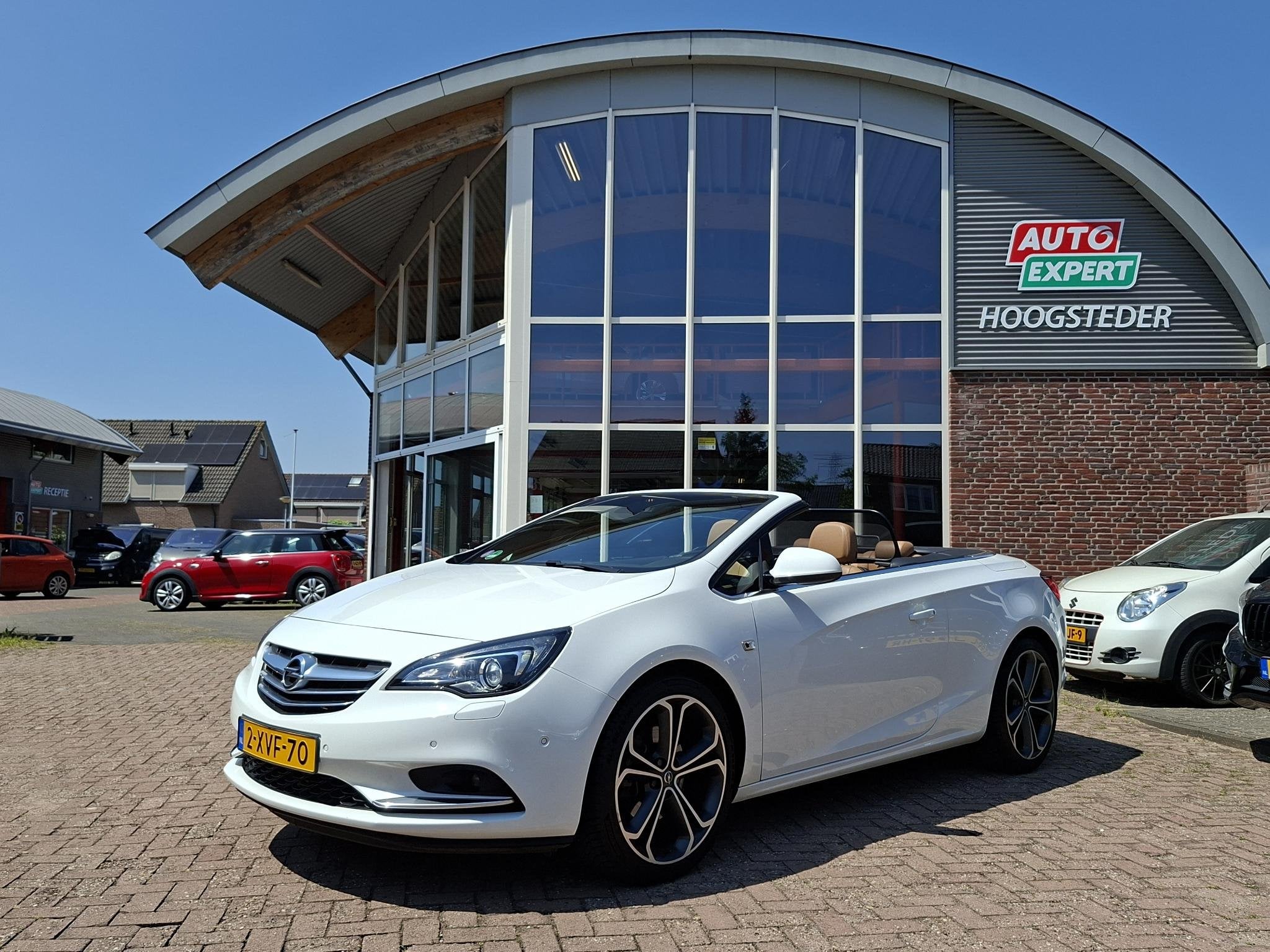 Opel Cascada 1.6 Turbo Cosmo Trekhaak|camera|stoelventilatie, Auto's, Opel, Voorwielaandrijving, Euro 5, Gebruikt, 4 cilinders