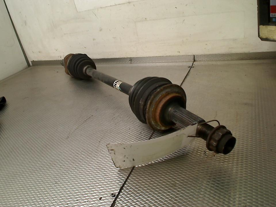 Aandrijfas Links Voor Toyota Yaris II (P9) 2009 434200D240A, Gebruikt, Kundenbetreuung@toyota.de, Toyota-Allee 2, Köln 50858, , Duitsland
