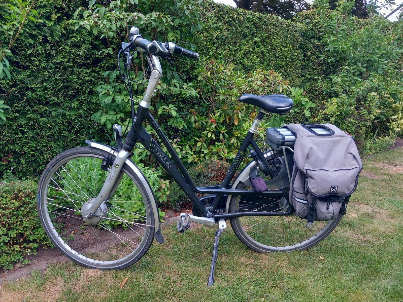 Goed onderhouden RIH Omega elektrische damesfiets, Gebruikt, 51 tot 55 cm, 50 km per accu of meer, Ophalen