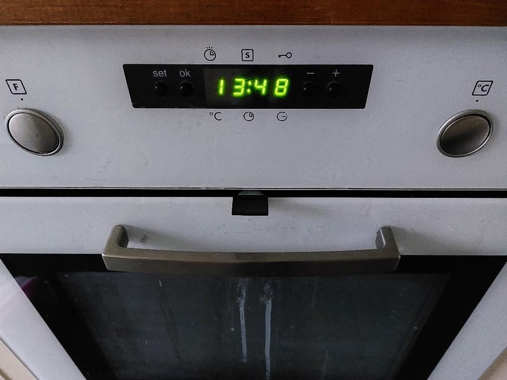 Elektrische oven Whirlpool - GRATIS - zonder accessoires, Witgoed en Apparatuur, Ovens, Ophalen, Gebruikt, Hete lucht, 60 cm of meer