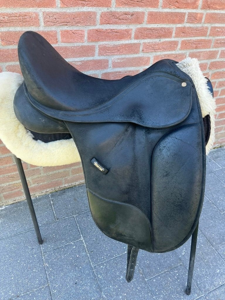 Wintec 17,5 inch dressuurzadel, Dieren en Toebehoren, Gebruikt, Aanpassysteem, Dressuur, .