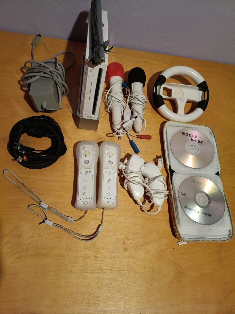 Nintendo wii, Spelcomputers en Games, Spelcomputers | Nintendo Wii, Gebruikt, Met 2 controllers, Met games, Met Balance Board
