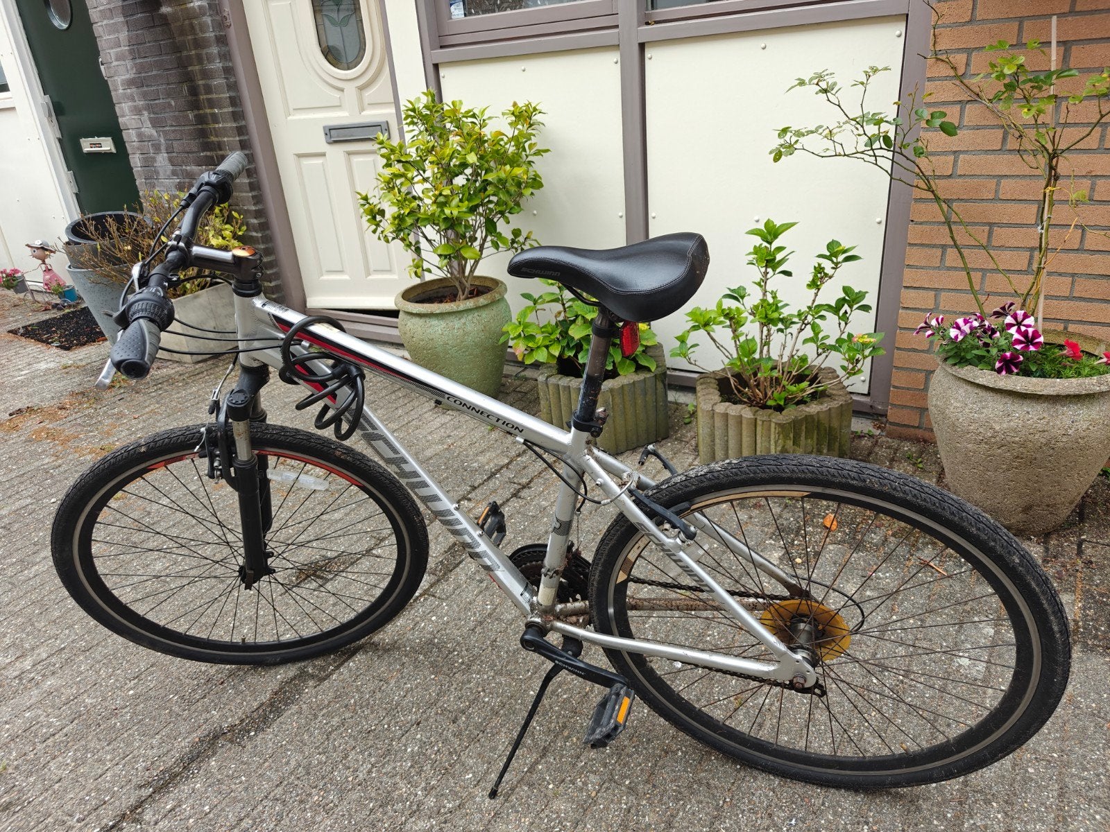 Zo goed als nieuwe Schwinn Connection fiets, Minder dan 10 versnellingen, Vering, Velgrem, Ophalen