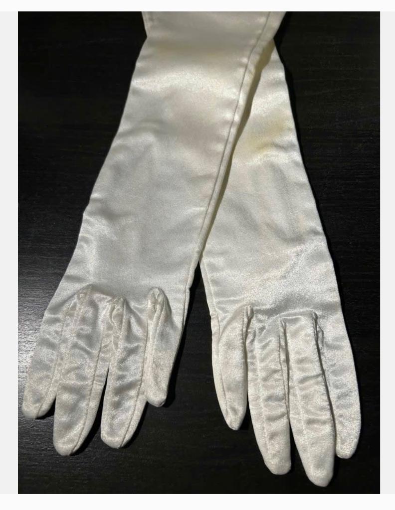 Oude sleetse antieke lange handschoenen bv. voor paspop, Ophalen of Verzenden