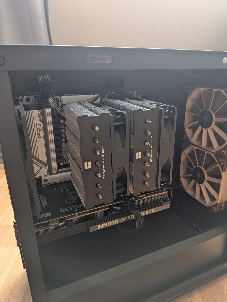 Gaming Desktop PC (Ryzen 5 7600, RTX 4070, 32GB RAM), Computers en Software, Desktop Pc's, Gebruikt, 4 Ghz of meer, SSD, 32 GB