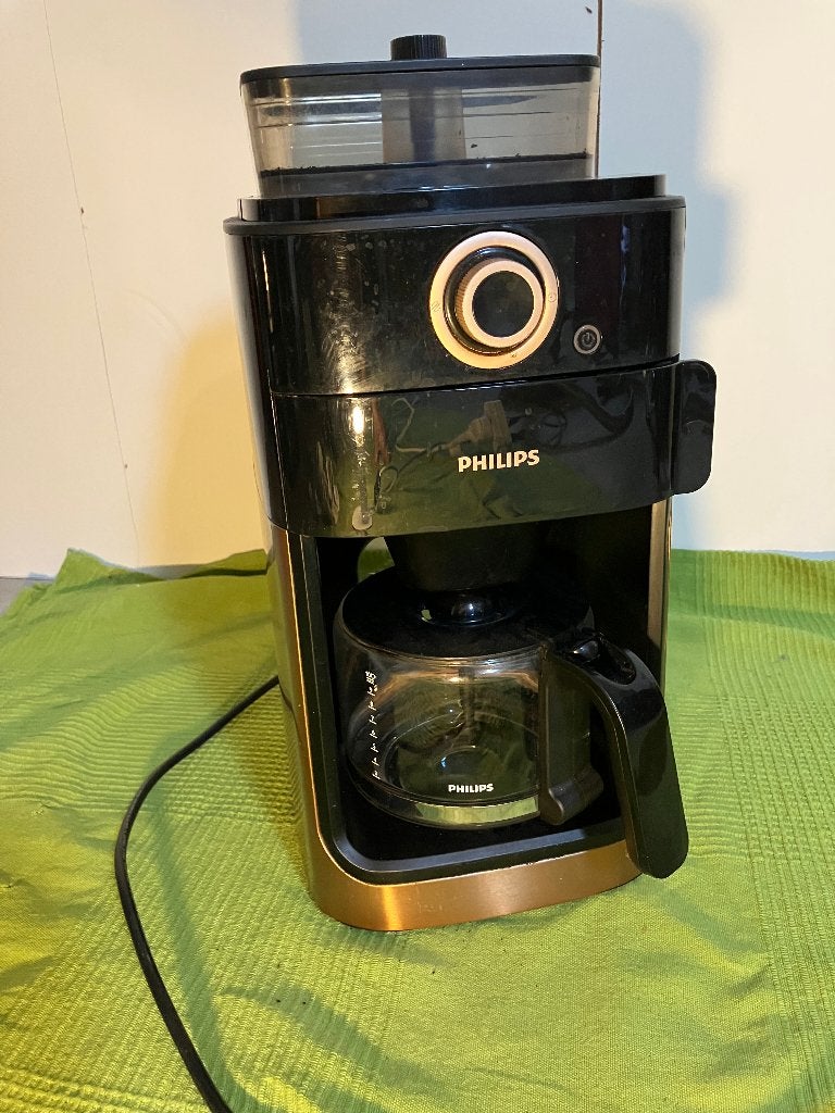 Philips Grind & Brew Koffiemachine met koffiebonenmaler, Gebruikt, 10 kopjes of meer, Koffiemachine, Ophalen of Verzenden