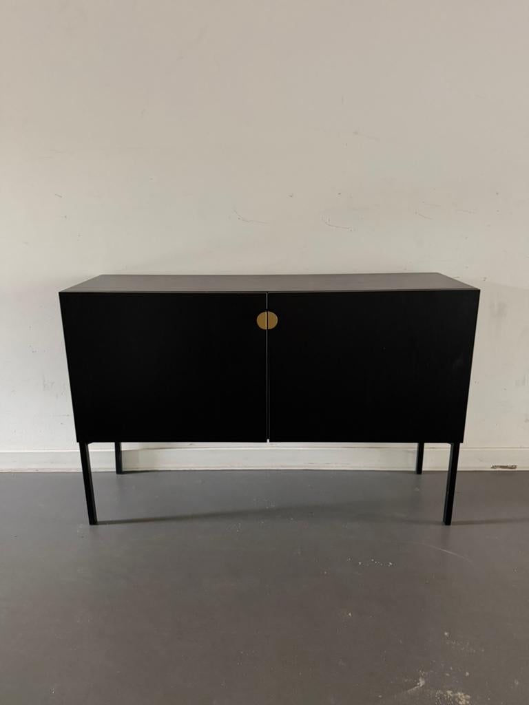WOOOD Hero Sidetable - Hout/metaal - Zwart - 76x116x35, Huis en Inrichting, Kasten | Dressoirs, 50 tot 100 cm, Zo goed als nieuw