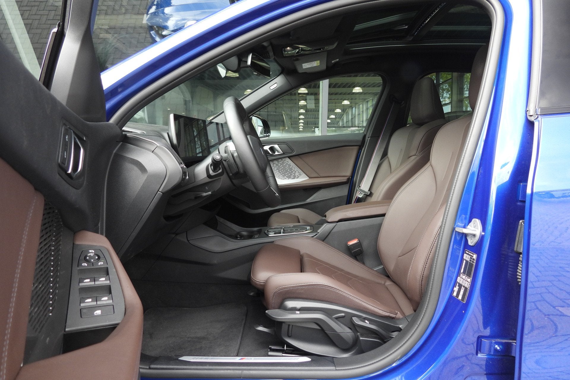 BMW 1 Serie 120 M Sport Automaat / Panoramadak / Adaptieve L, Auto's, Gebruikt, Euro 6, 156 pk, Blauw