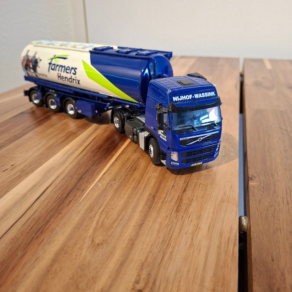 NIJHOF-WASSINK FARMERS HENDRIX WSI VOLVO & STUURBARE TRAILER, Verzenden, Zo goed als nieuw, Bus of Vrachtwagen, Wsi