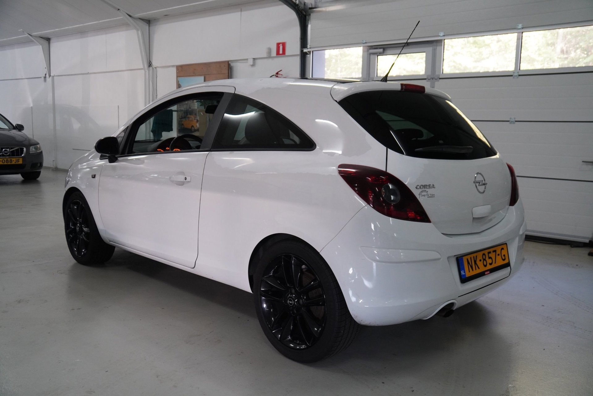 Opel Corsa 1.4-16V Color Edition AIRCO SPORTSTOELEN LM VELGE, Auto's, Voorwielaandrijving, Euro 5, 4 cilinders, Elektrische ramen