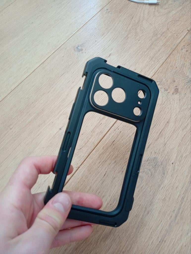 Smallrig pro cage for iPhone 17 Pro + DoF lens Adapter, Ophalen of Verzenden