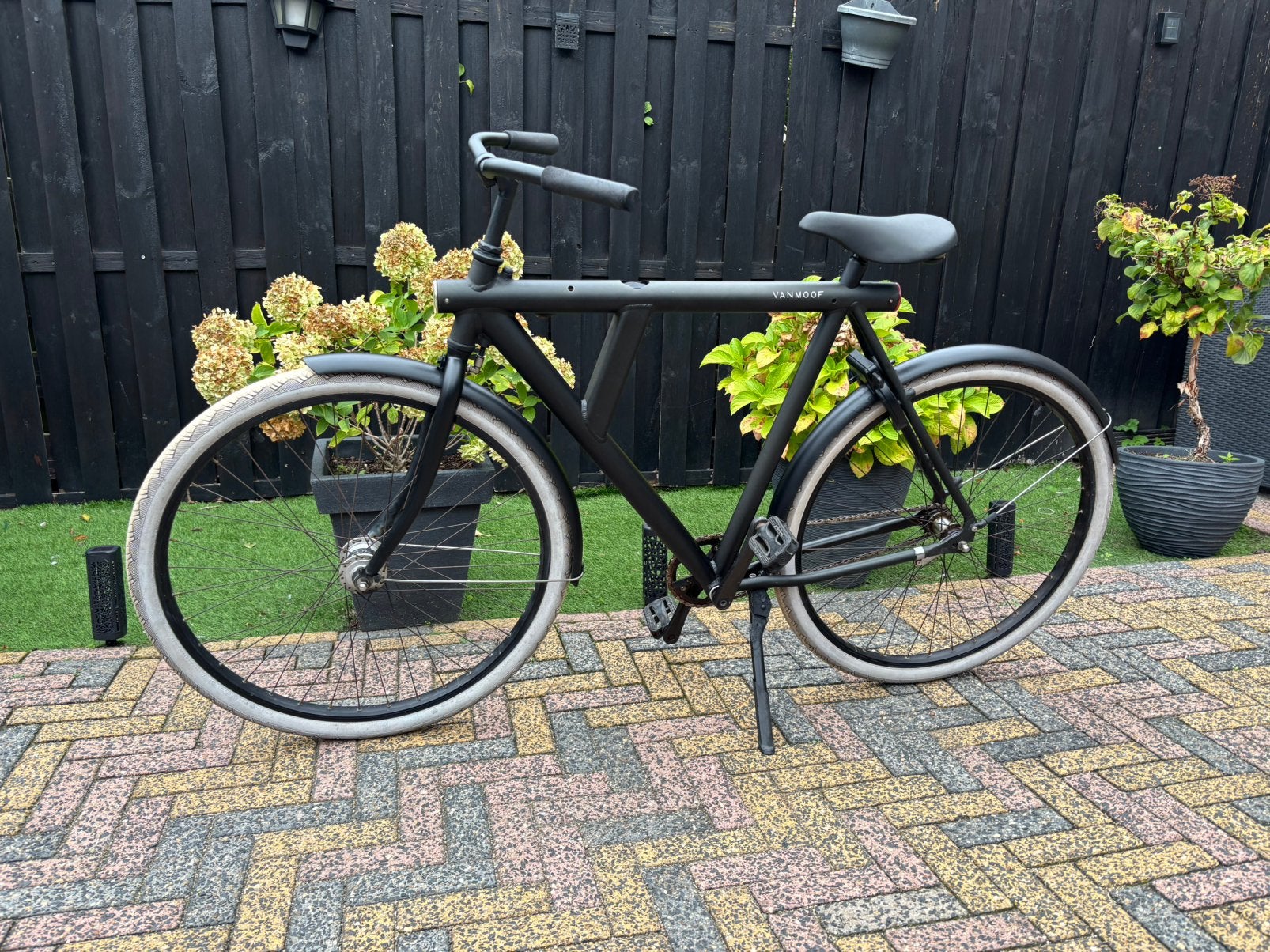 Foto 5 van T.K een 28 inch vanmoof fiets niet elektrische model NO 3