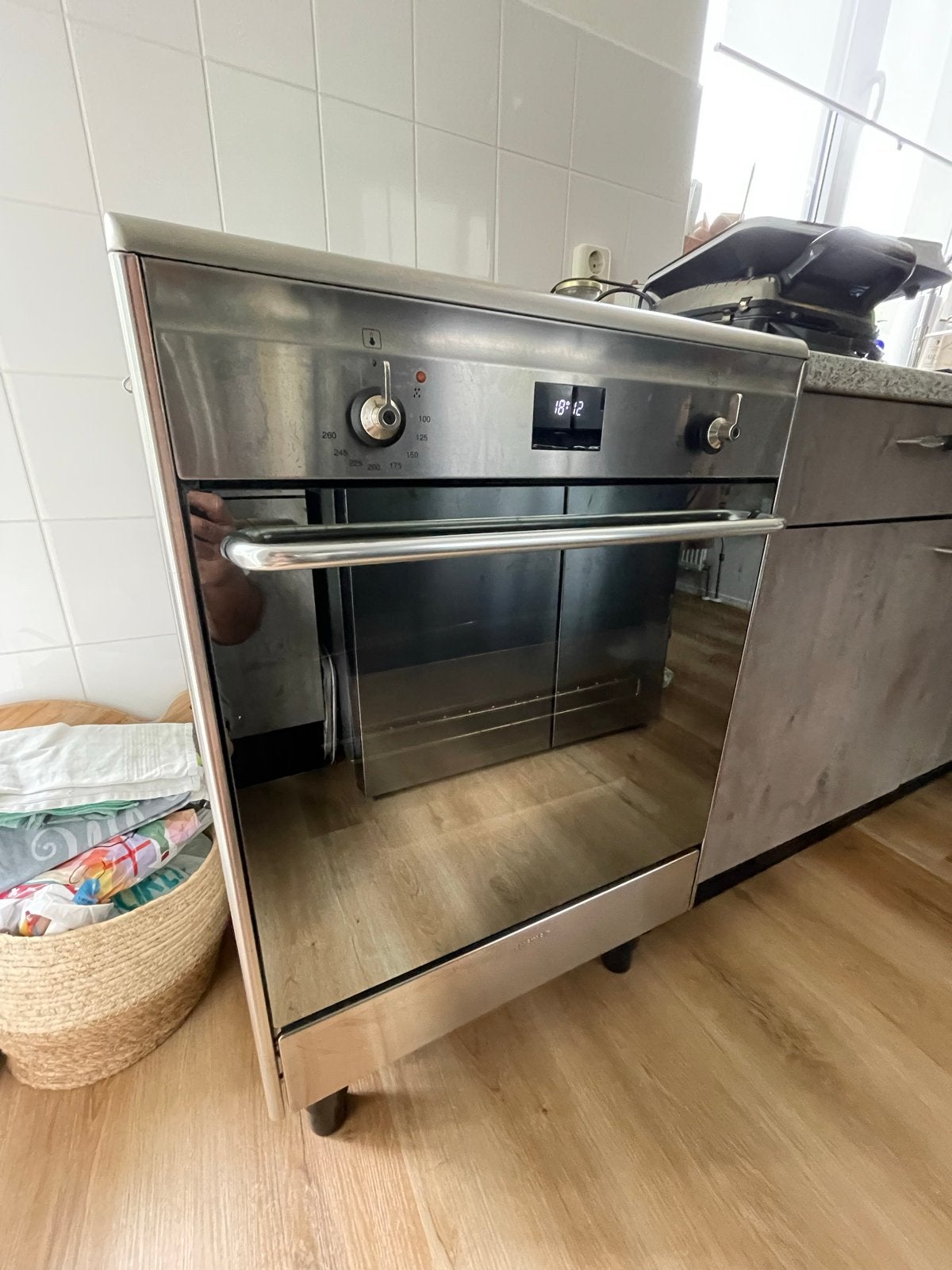 Smeg Fornuis met Inductie Kookplaat 60cm (defect), Ophalen, Gebruikt, 60 cm of meer, 4 kookzones