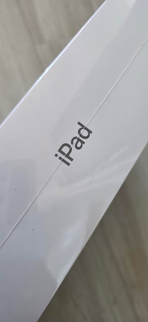 Apple iPad (6e generatie) 32GB Wi-Fi + Cellular, Computers en Software, Apple iPads, Ophalen of Verzenden