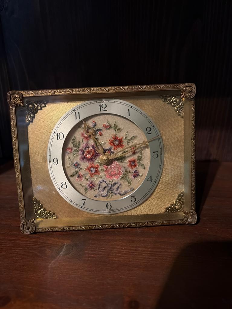 Vintage Regent of London Tafelklok - Messing & Petit Point, Ophalen of Verzenden