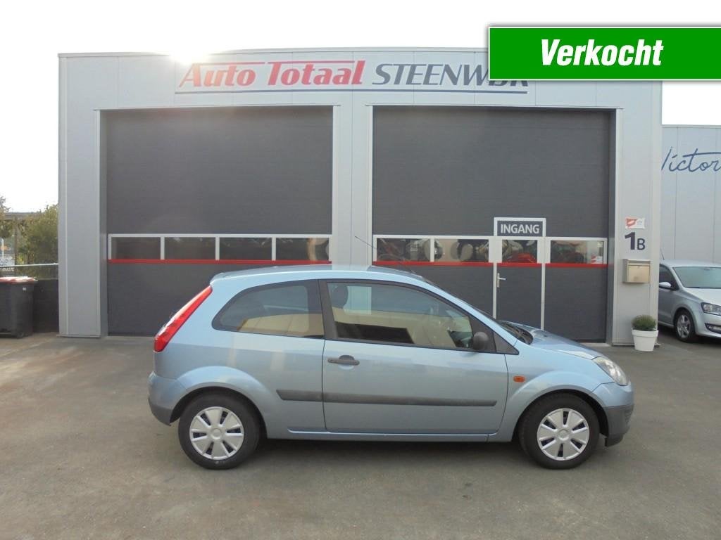 Ford FIESTA 1.3-8v champion  INRUILKOOPJE, Auto's, 100 kg, 1299 cc, 4 cilinders, Blauw