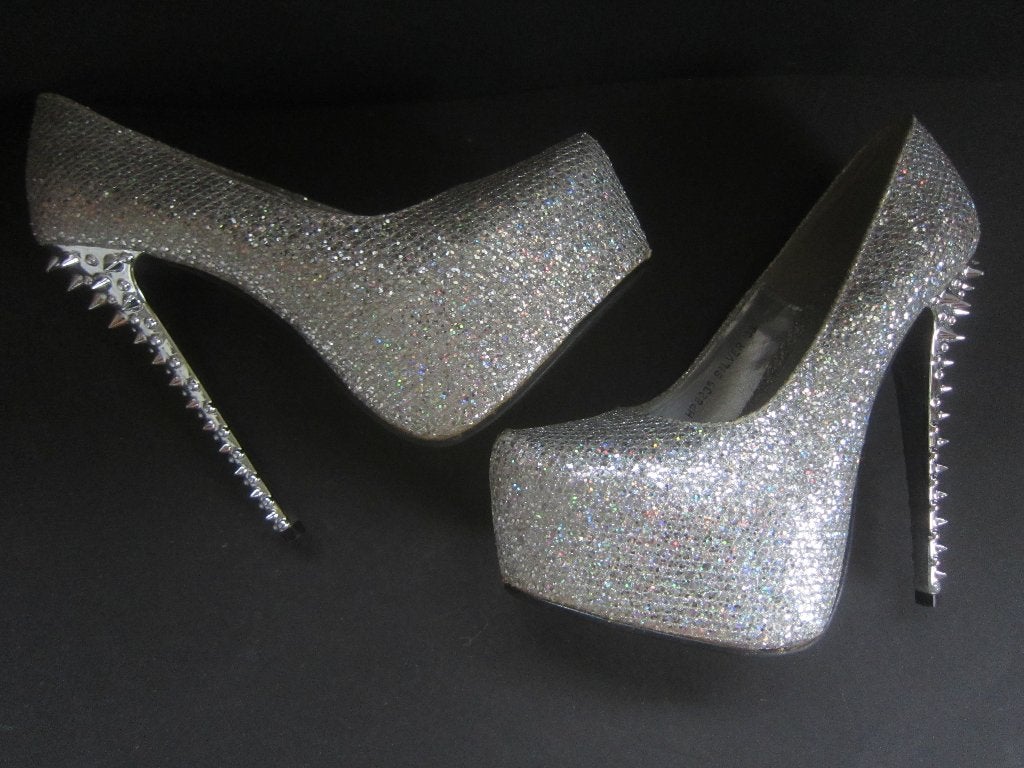 schoenen dames high heels spikes maat 38 zilver plateauzool, Overige kleuren, Ophalen of Verzenden, Schoenen met hoge hakken, Onbekend
