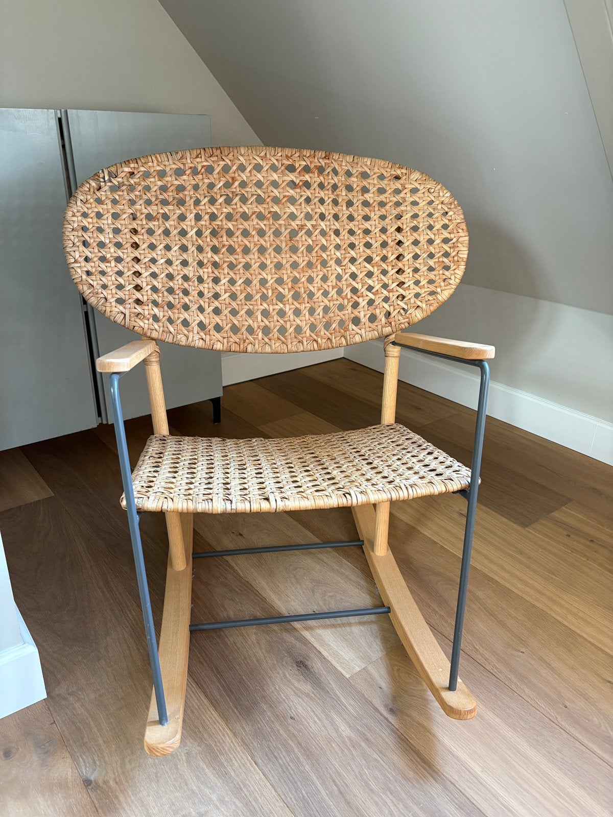 Ikea GRÖNADAL schommelstoel hobbelstoel rotan, Huis en Inrichting, Stoelen, Ophalen, Zo goed als nieuw, Eén