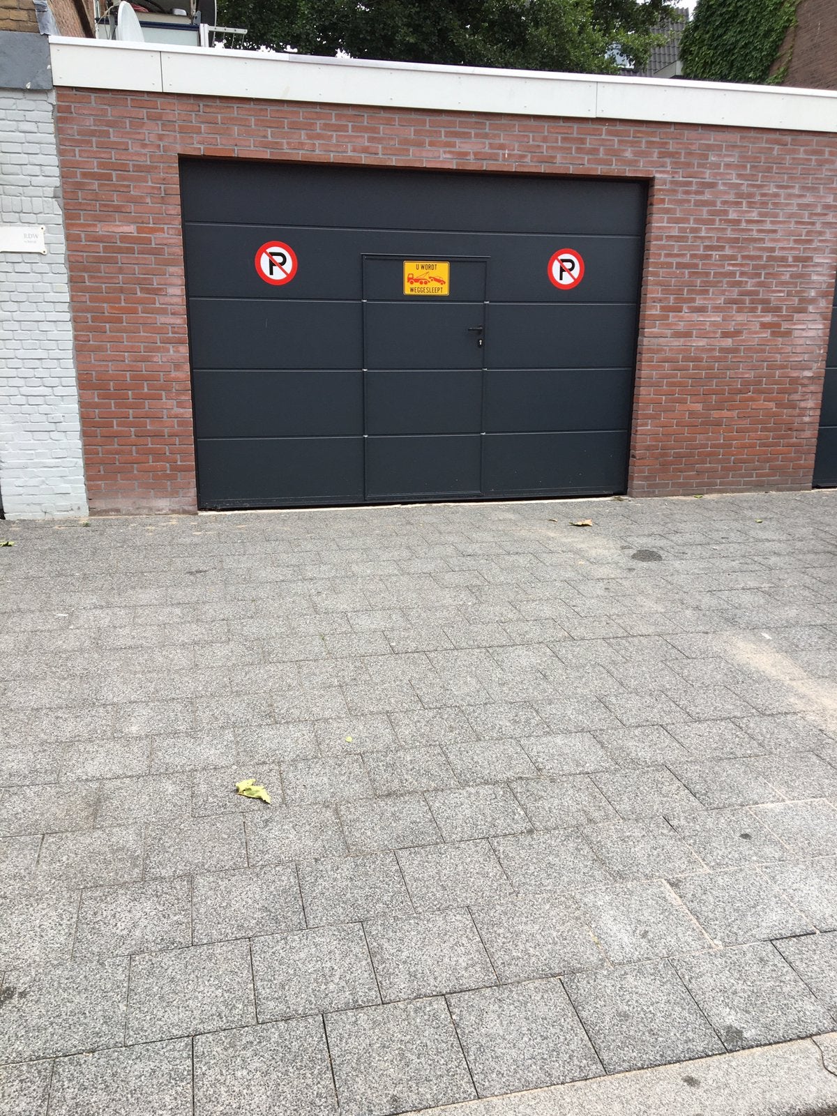 Te huur garagebox minckelerstraat 58 den-haag