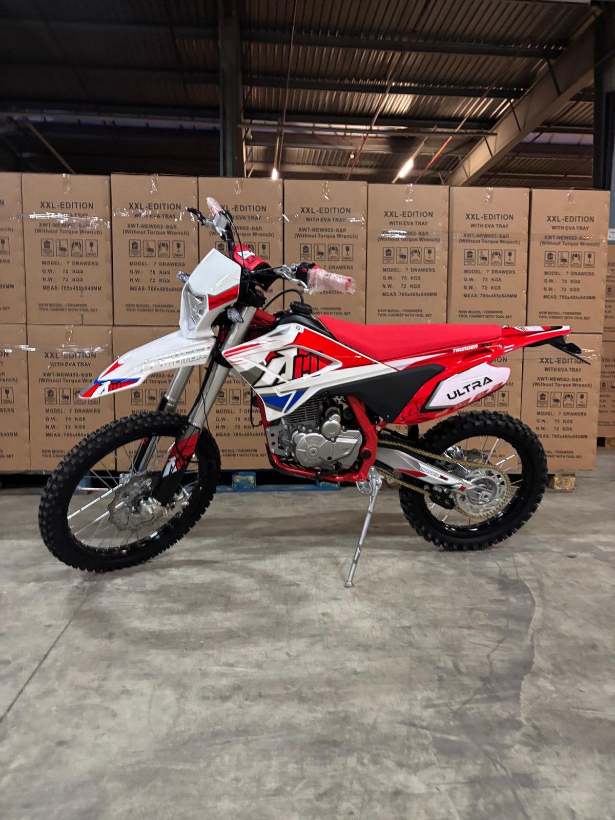 ‼️Nieuw‼️Apollo Thunder Enduro Crossmotor 300cc Pro 2026, Overige modellen, 300 cc, Nieuw, Ophalen of Verzenden