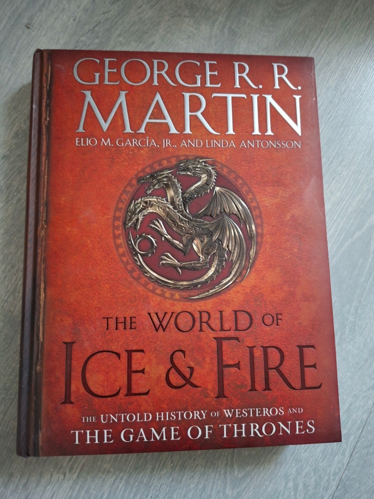 Boek Game of thrones the world of ice and fire., Ophalen of Verzenden