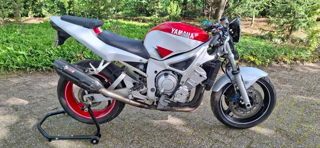 Yamaha R6 sport 600cc bj.2000, 4 cilinders, Super Sport, Particulier, Handgeschakeld