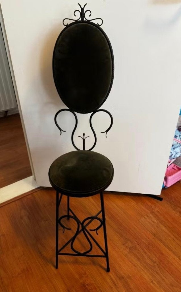 Smeedijzeren Boudoirstoel, Ophalen