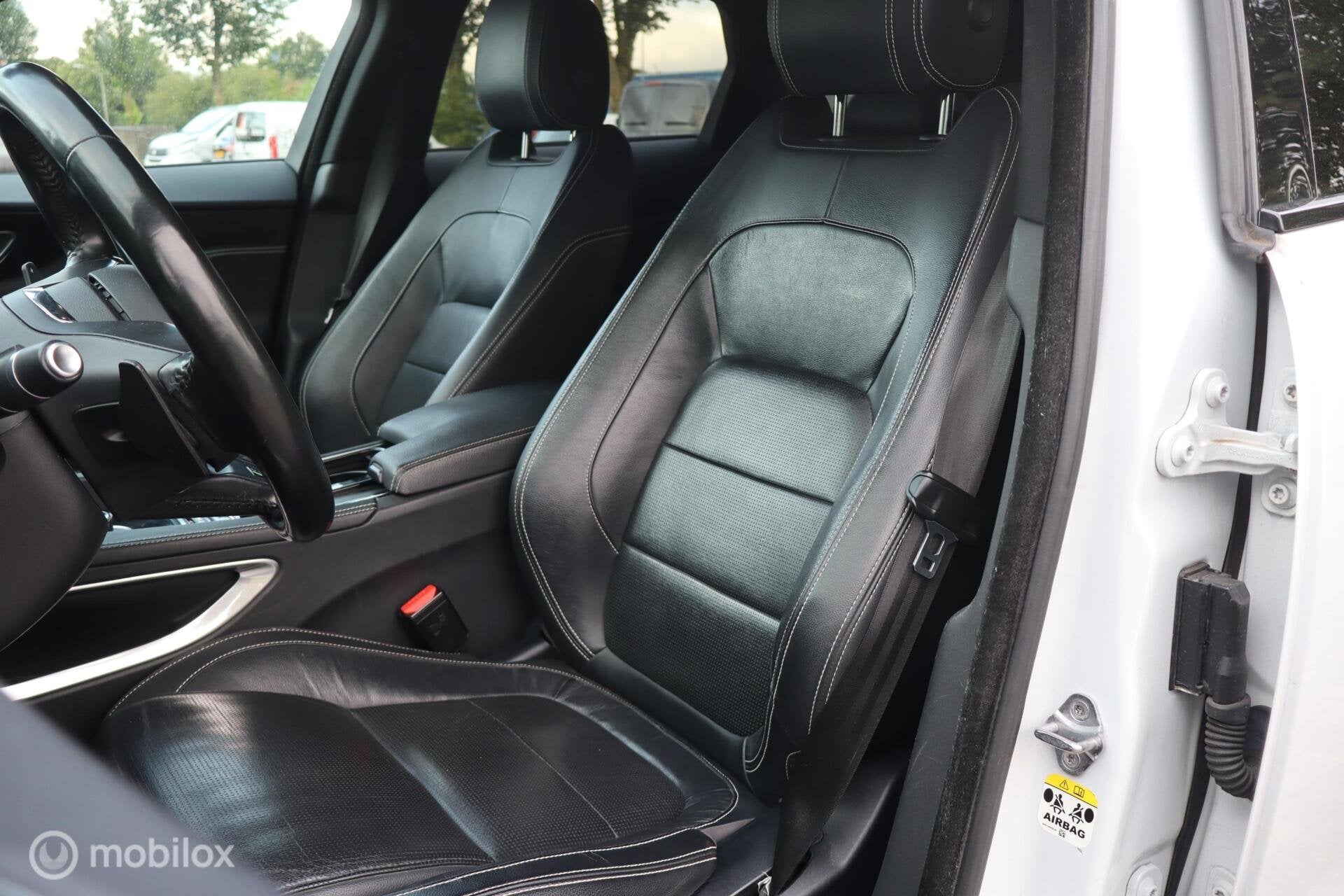 Foto 19 van Jaguar F-Pace 2.0 R-Sport AWD 20d