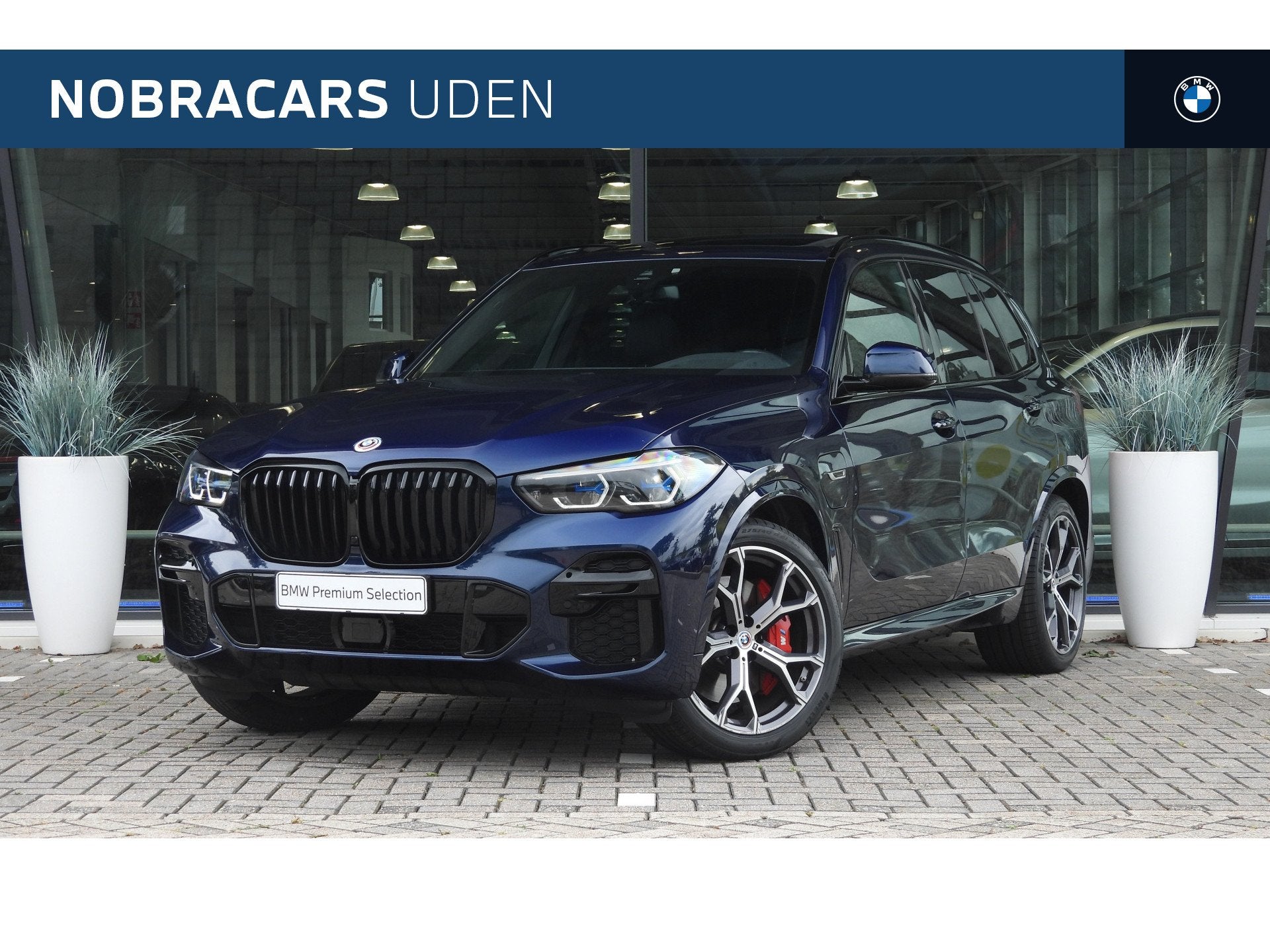 BMW X5 xDrive45e M Sport Automaat / Trekhaak / Panoramadak /, Auto's, BMW, Gebruikt, 394 pk, Met garantie (alle), Blauw