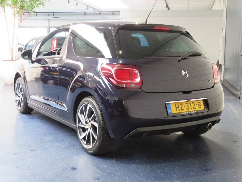 DS DS 3 1.2 PureTech Chic (bj 2016), Auto's, Gebruikt, 1199 cc, Origineel Nederlands, Handgeschakeld
