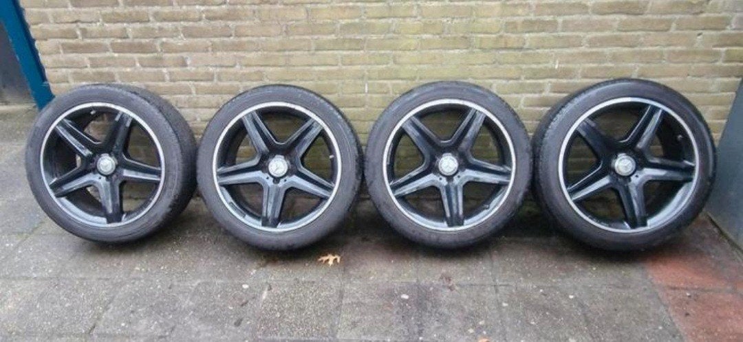 19 inch originele mercedes amg velgen met banden voor GLC, 19 inch, Banden en Velgen, Ophalen of Verzenden, 235 mm
