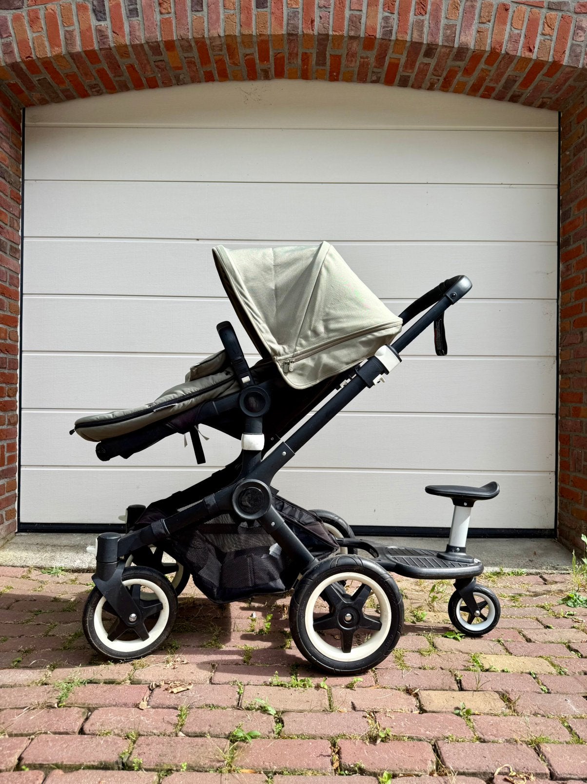 Bugaboo Buffalo Olijgroen met wieg, stoel, meerijd plankje, Ophalen, Gebruikt, Kinderwagen, Bugaboo