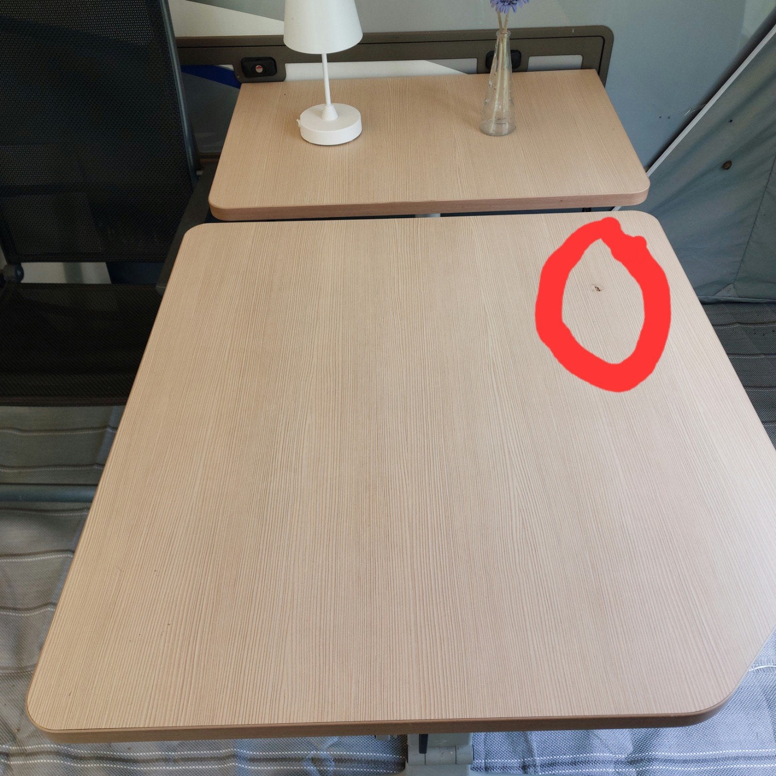 Campingtafel in twee delen met kunststofvoet, Ophalen, Gebruikt, Campingtafel