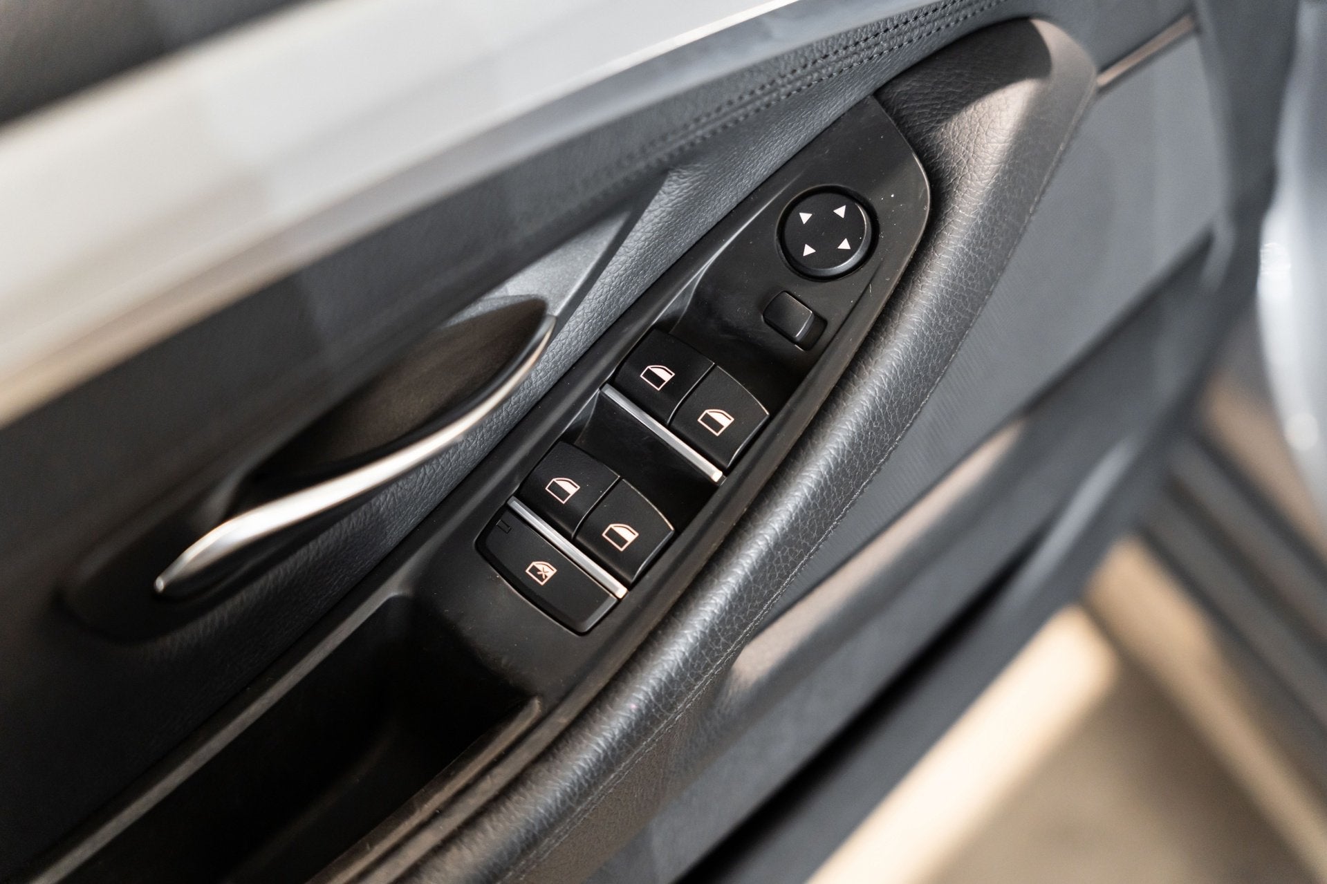 Foto 36 van BMW 5-serie High Executive M Sport | HUD | ACC | Leder | Aut