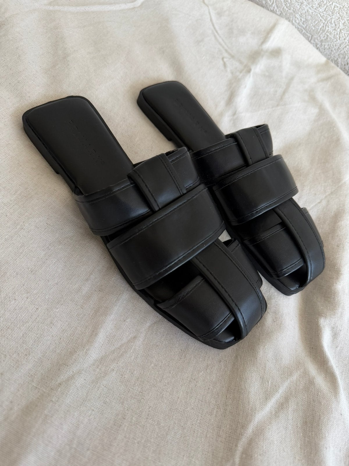 Primark dames muiltjes zwart slippers 38, Kleding | Dames, Slippers, Verzenden, Zwart, Zo goed als nieuw