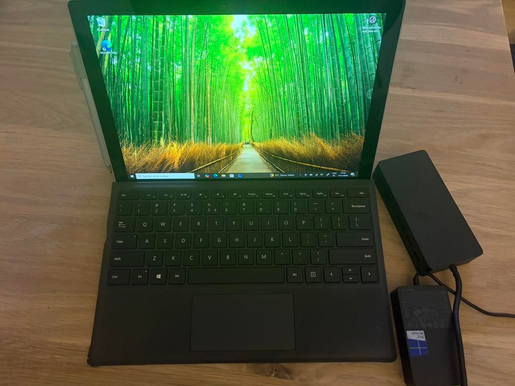 Complete Surface Pro 4 met extra’s, Computers en Software, Windows Laptops, Gebruikt, 2 tot 3 Ghz, Qwerty, 8 GB