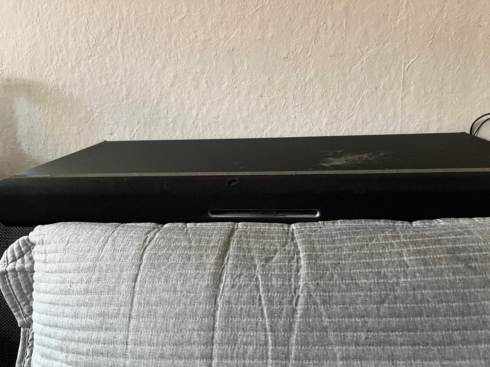 een goede soundbar met dvd/cd , speler, Ophalen, Zo goed als nieuw