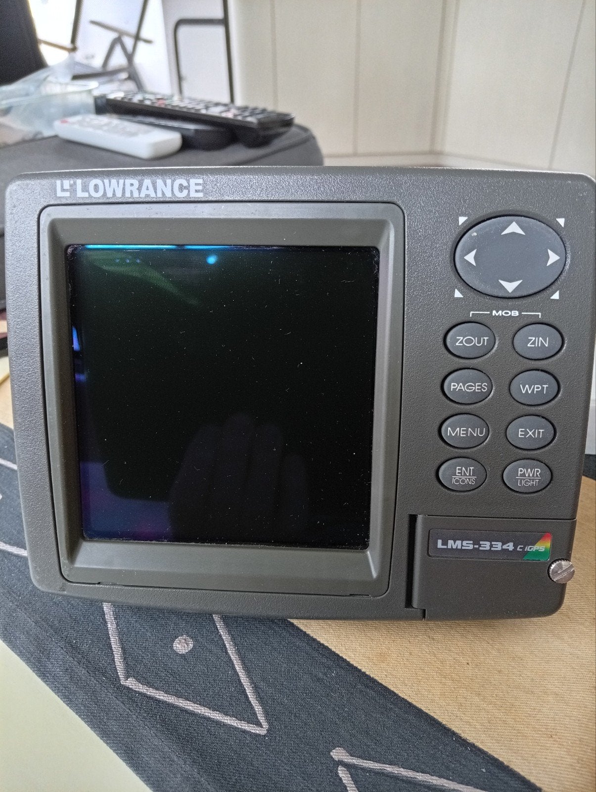 Lowrance LMS-334c iGPS Fishfinder en Kaartplotter, Verzenden, Gebruikt, Kaartplotter of Fish Finder