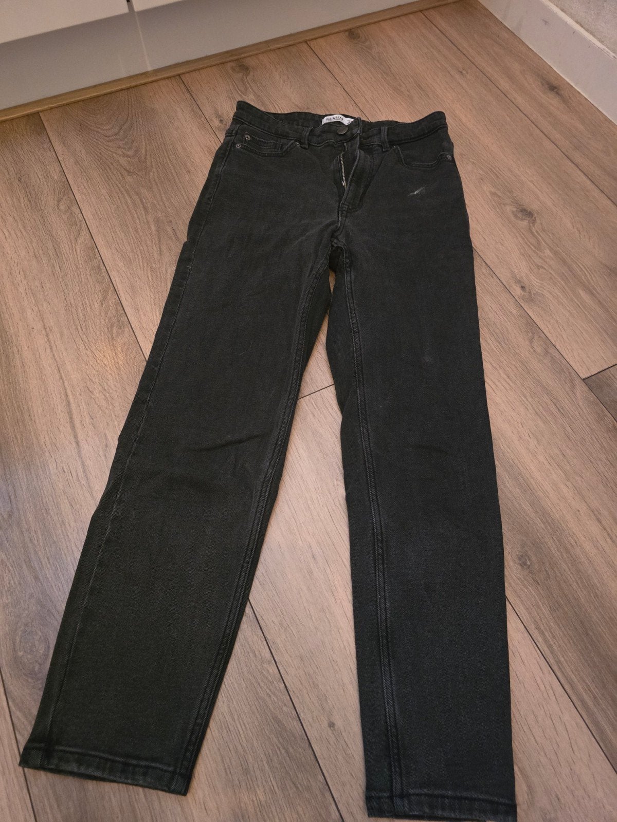 spijkerbroek (pull & bear) maat 36, Ophalen of Verzenden, Zo goed als nieuw, Blauw, W28 - W29 (confectie 36)