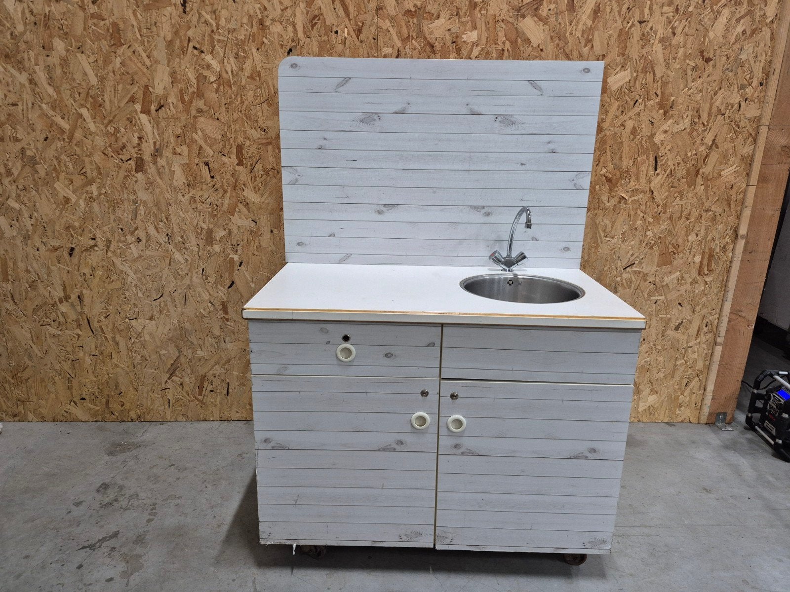 Wasbak werkbank op wielen - 120x68x96 cm, Ophalen