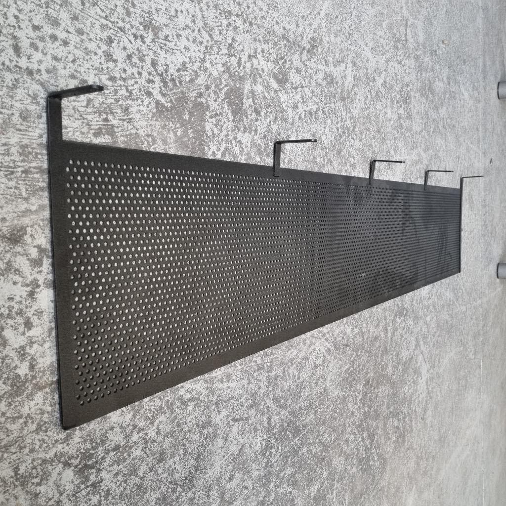 1x zwart metalen schaamschot voor onder bureau 164x35 cm, Ophalen, Gebruikt