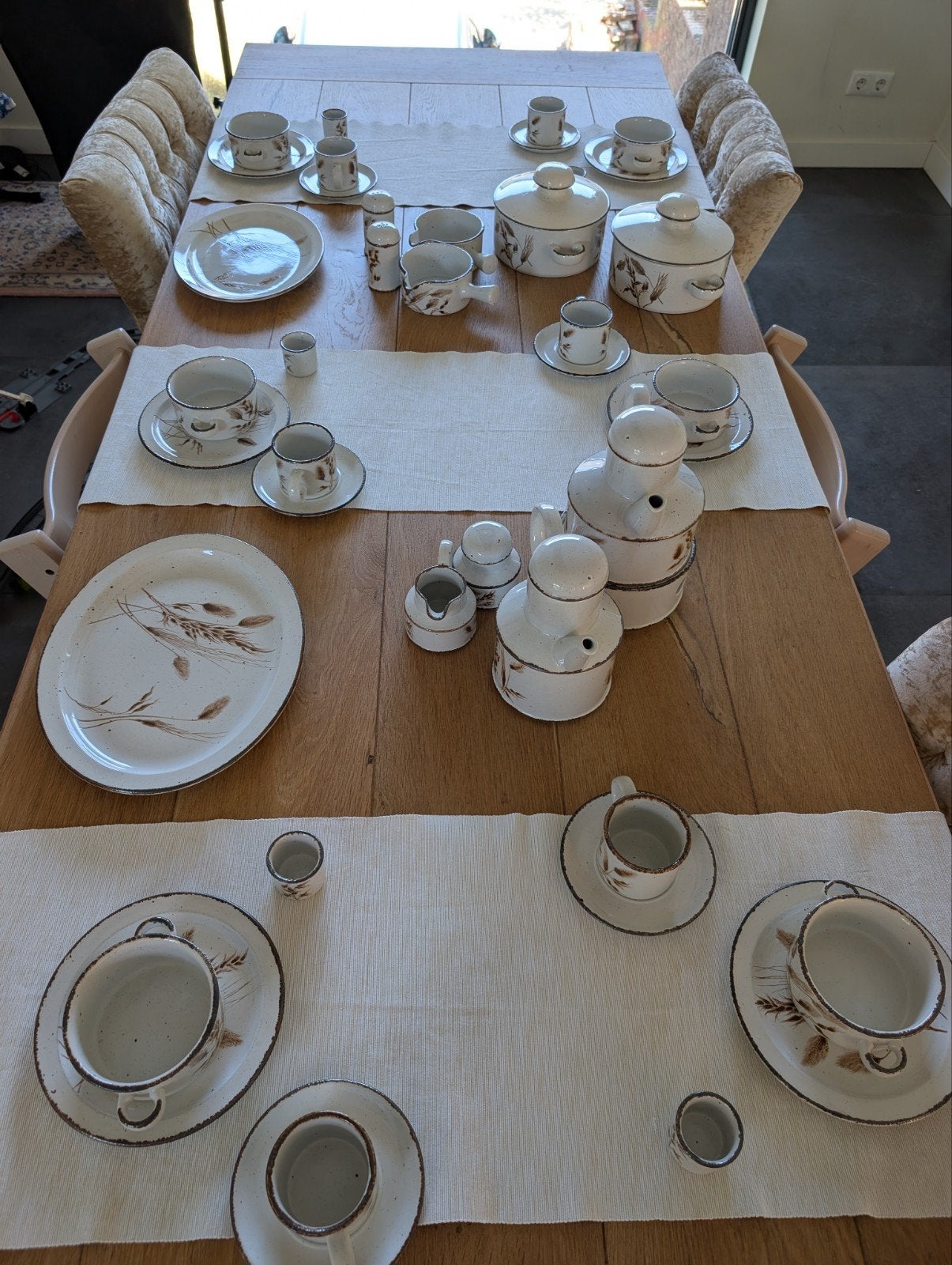 12 persoons servies wedgwood Stonehenge Midwinter wild oats, Ophalen