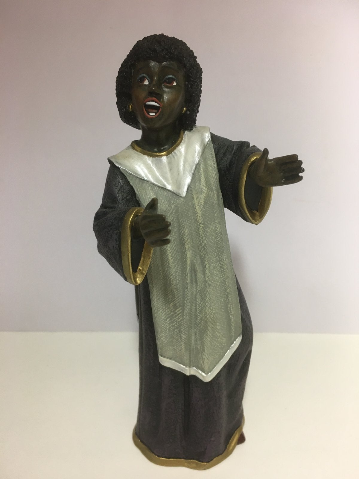 Enesco Parastone Gospel Koor  Zangeres, Verzamelen, Beelden en Beeldjes, Ophalen of Verzenden, Zo goed als nieuw, Mens