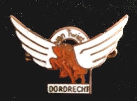 van Twist Dordrecht broche= emaille, Verzamelen, Speldjes, Pins en Buttons, Verzenden, Nieuw, Transport, Speldje of Pin