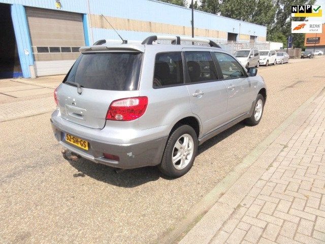 Mitsubishi Outlander 2.0 Invite plus NAPAirco APK 03/07/2027, Voorwielaandrijving, 136 pk, 4 cilinders, Metallic lak