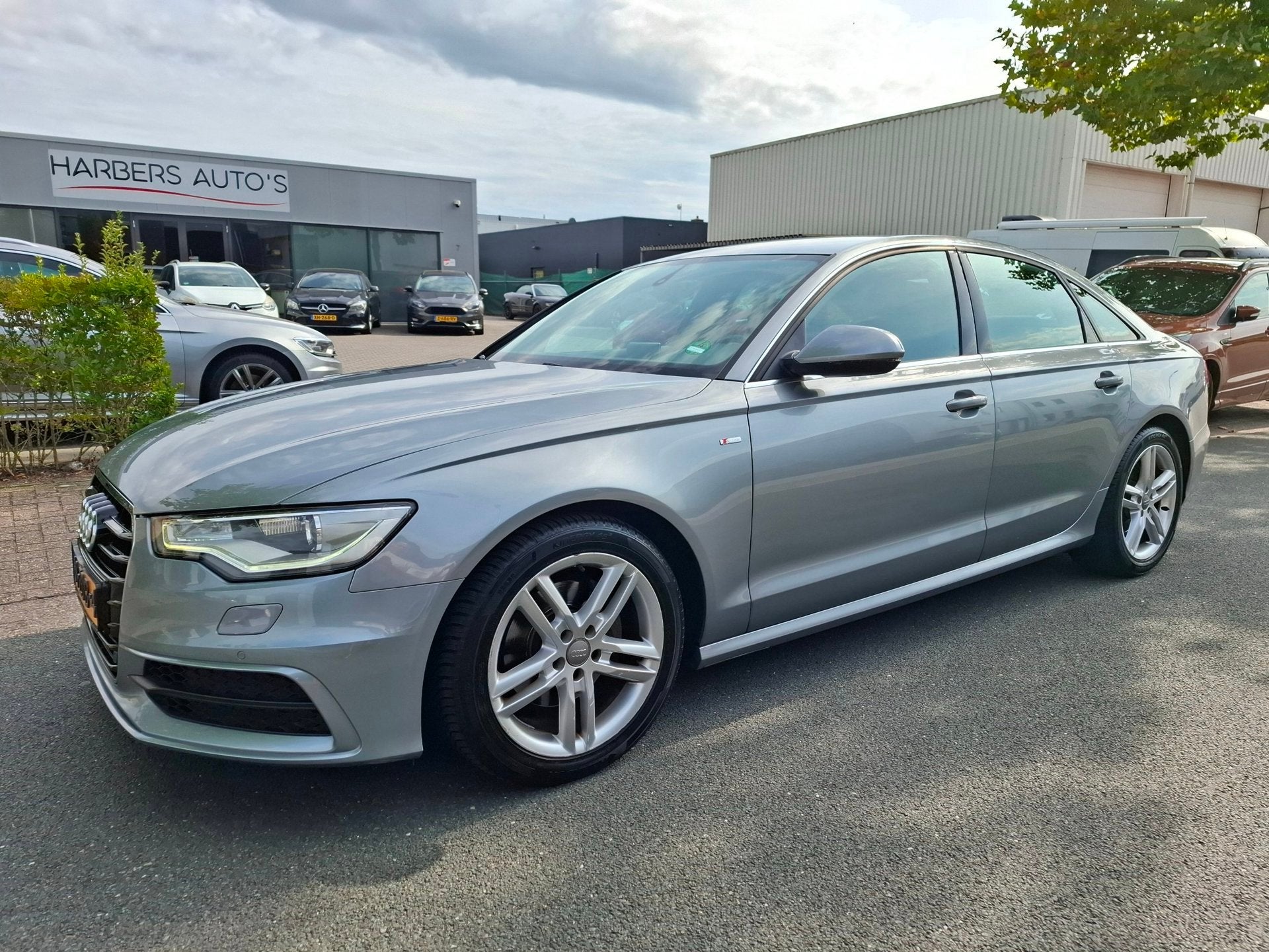 Audi A6 Limousine 2.0 TFSI S-Line AUTOMAAT/CLIMA/CRUISE/NAVI, Euro 5, Gebruikt, Zwart, 4 cilinders